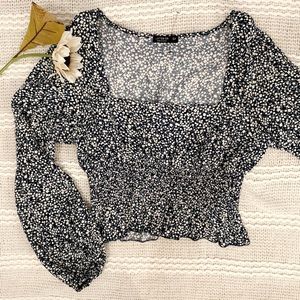 Cotton On Semi Cropped Blouse💕